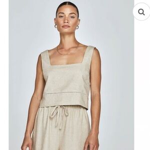 NWT CARBON38 Linen Square Neck Top Size Medium Crop Top